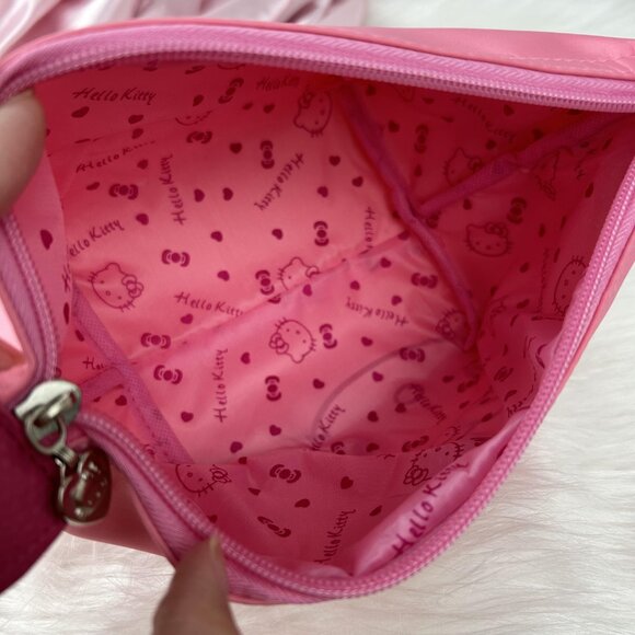 Hello Kitty MAKEUP BAG - Picture 6 of 6